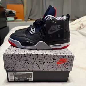 Jordan 4’s